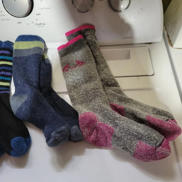 lot of 10 pairs of socks plus some extras - Picture 6 of 8